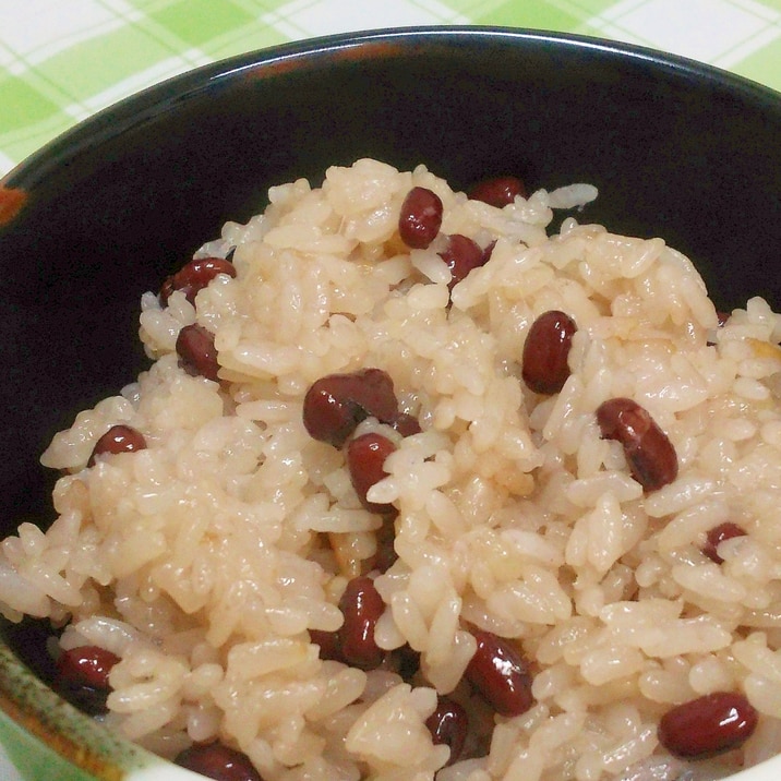 青森の味　炊飯器で簡単♪あずきの缶詰で甘い赤飯